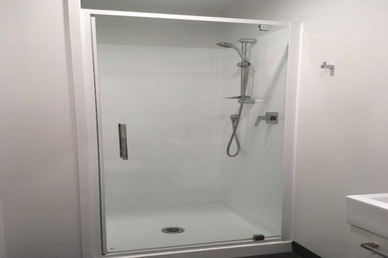 Photo of property in 304/160a Hobsonville Point Road, Hobsonville, Auckland, 0616