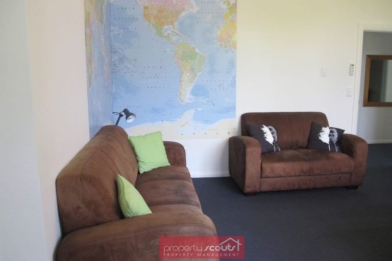 Photo of property in 3 Queen Street, Winton, 9720