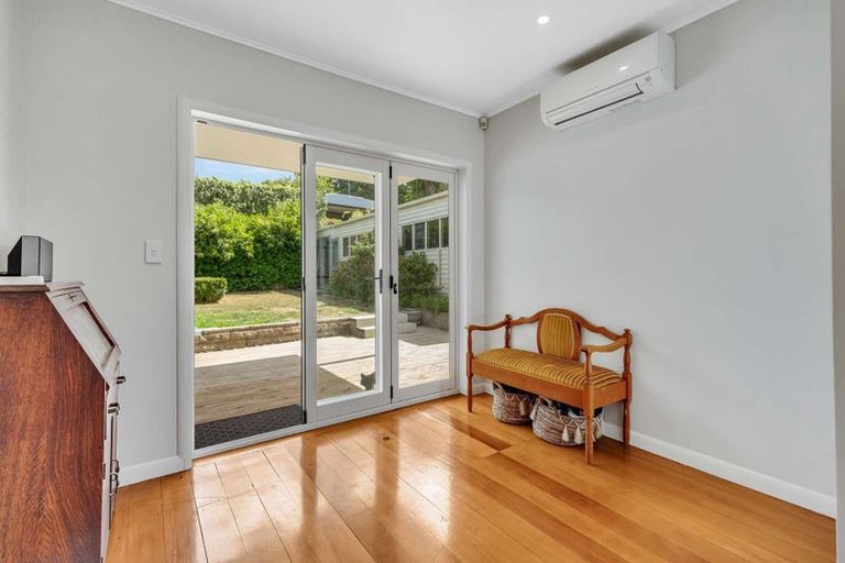 Photo of property in 67 Forest Lake Road, Forest Lake, Hamilton, 3200