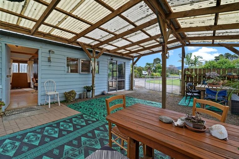 Photo of property in 97 Bays Road, Orere Point, Papakura, 2585