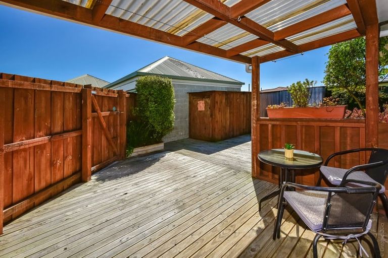 Photo of property in 2/109b Tedder Avenue, North New Brighton, Christchurch, 8083