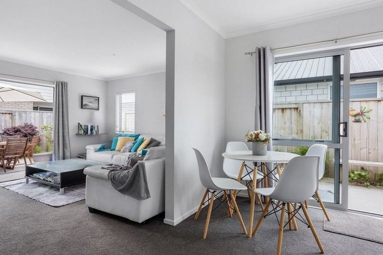 Photo of property in 8 Boyle Mews, Papamoa Beach, Papamoa, 3118