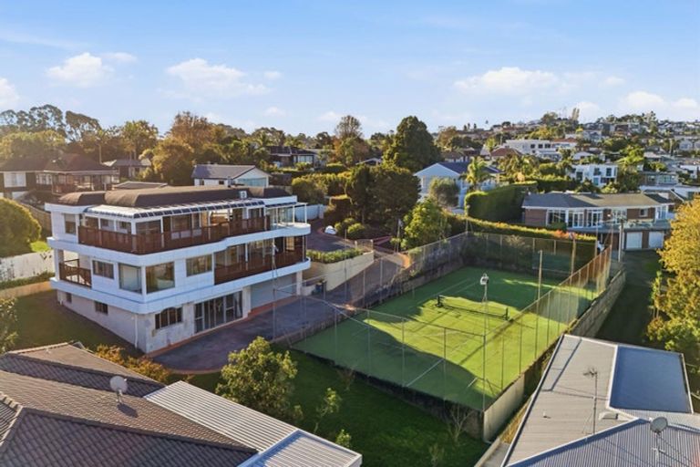 Photo of property in 99 East Coast Road, Castor Bay, Auckland, 0620