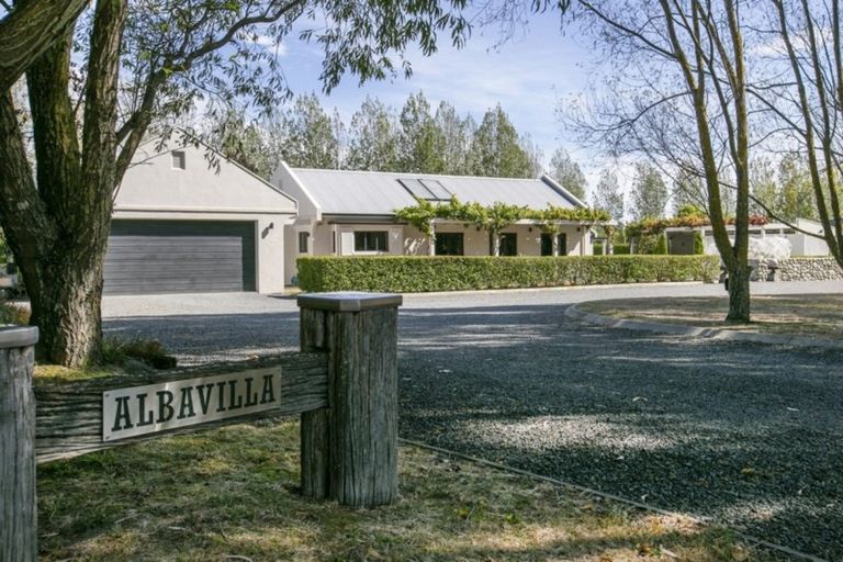 Photo of property in 104 Oxford Street, Martinborough, 5711