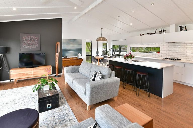 Photo of property in 4 Serene Place, Gulf Harbour, Whangaparaoa, 0930