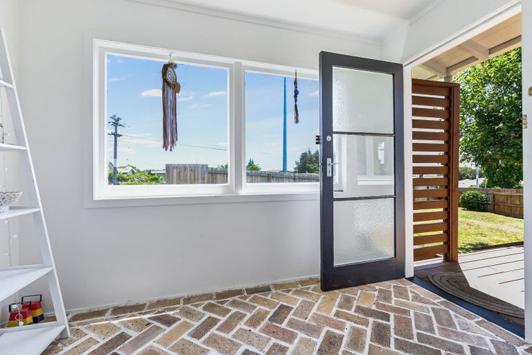 Photo of property in 75 Tuhikaramea Road, Dinsdale, Hamilton, 3204