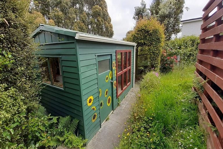 Photo of property in 26 Porterfield Street, Macandrew Bay, Dunedin, 9014