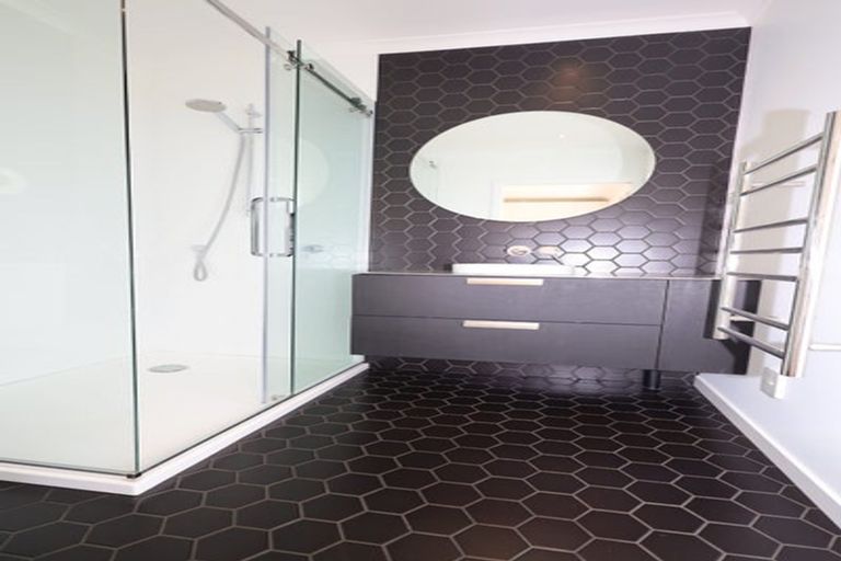 Photo of property in 29a Otumoetai Road, Judea, Tauranga, 3110