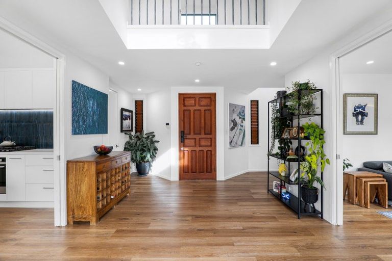 Photo of property in 16 Ridgewood Place, Shirley, Christchurch, 8061