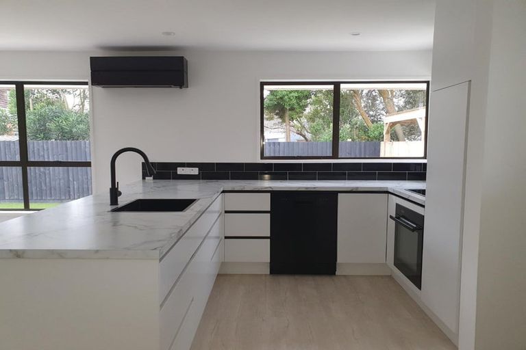 Photo of property in 1/12 Camrose Place, Ilam, Christchurch, 8041