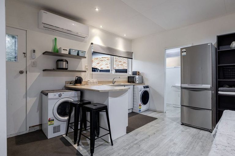 Photo of property in 19 Anaru Place, Awapuni, Palmerston North, 4412