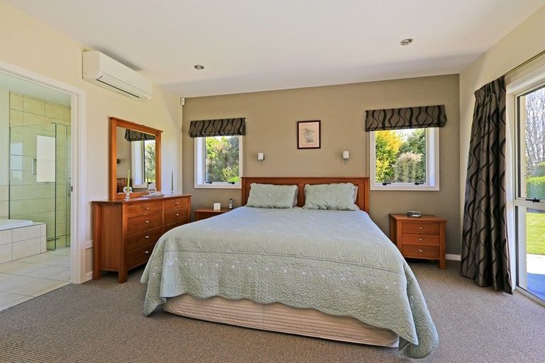 Photo of property in 24 Gavin Black Street, Meeanee, Napier, 4112