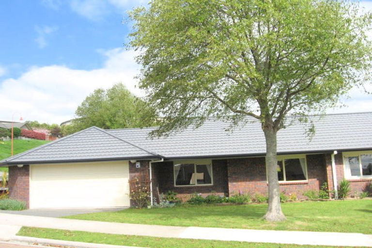 Photo of property in 33 La Colina Place, Bethlehem, Tauranga, 3110