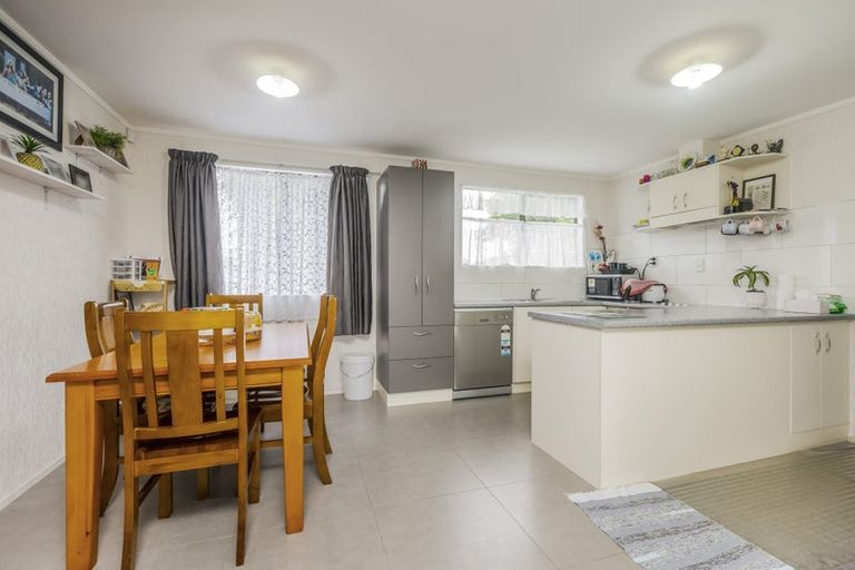 Photo of property in 26 Janese Place, Weymouth, Auckland, 2103