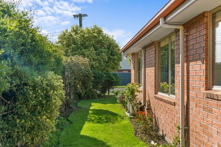 Photo of property in 1b Beatrice Place, Avonhead, Christchurch, 8042