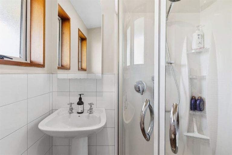 Photo of property in 10 Stormont Place, Avonhead, Christchurch, 8042