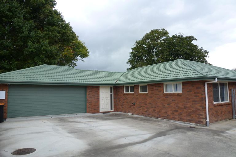 Photo of property in 5a Ascot Street, Hokowhitu, Palmerston North, 4410
