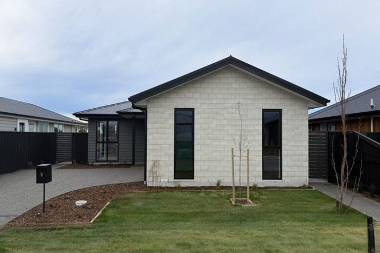 Photo of property in 10 Longfields Road, Brightwater, 7022