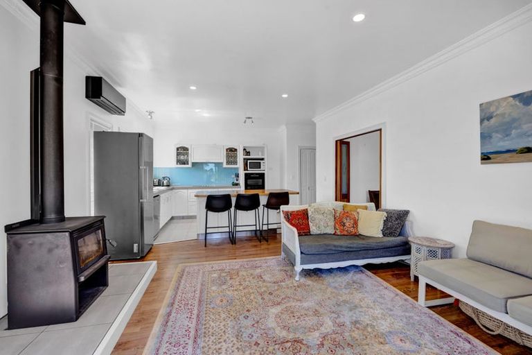 Photo of property in 58 Atkinson Road, Hurworth, New Plymouth, 4371