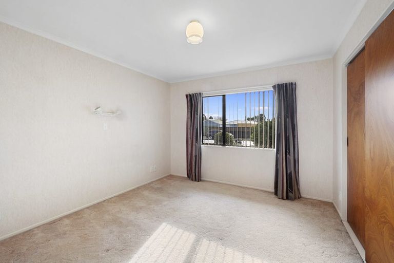 Photo of property in 17a Huatoki Street, Vogeltown, New Plymouth, 4310