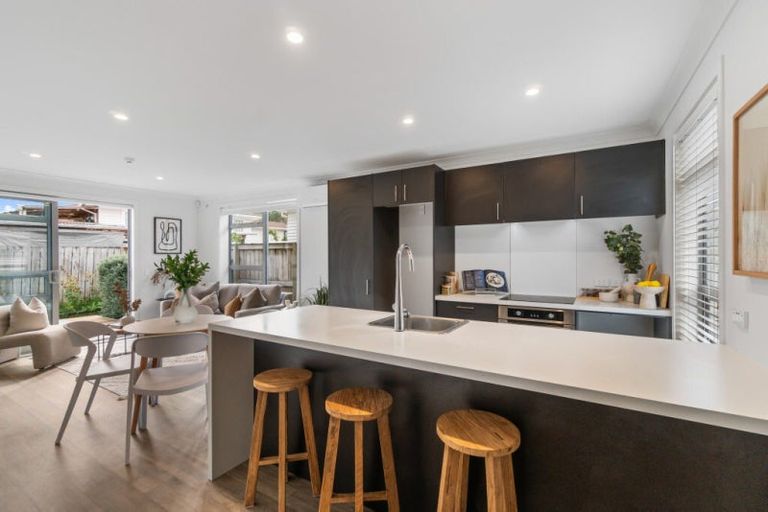 Photo of property in 8a Totara Road, Manurewa, Auckland, 2102