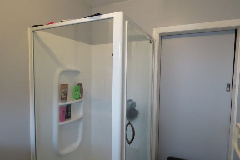 Photo of property in 2/28 Mona Vale Avenue, Riccarton, Christchurch, 8011