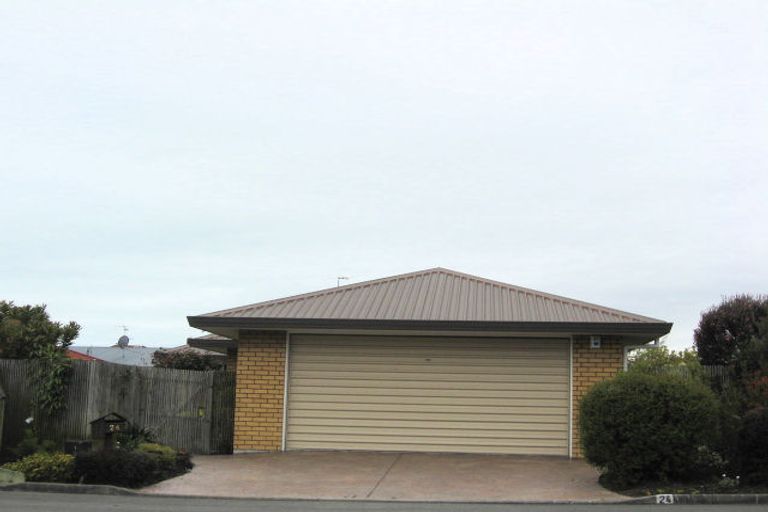 Photo of property in 24 Coleridge Place, Stoke, Nelson, 7011