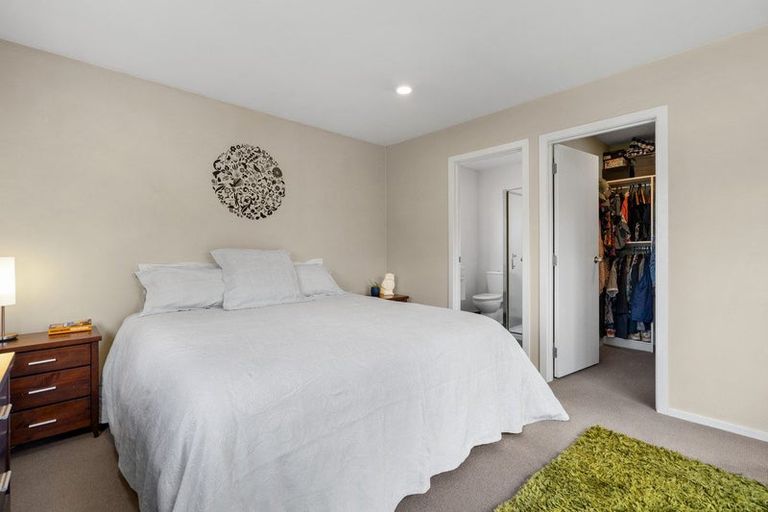 Photo of property in 13 Lilac Close, Cambridge, 3434