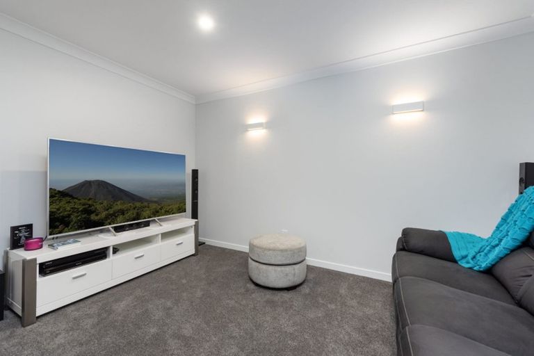 Photo of property in 42 Pembroke Drive, Bethlehem, Tauranga, 3110