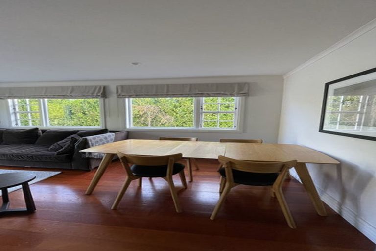 Photo of property in 12 Richmond Avenue, Northcote Point, Auckland, 0627