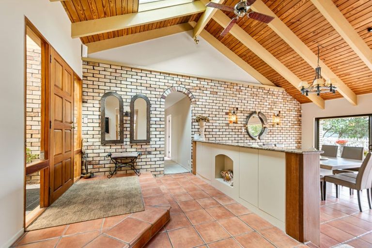 Photo of property in 20 Kingfisher Grove, Greenhithe, Auckland, 0632