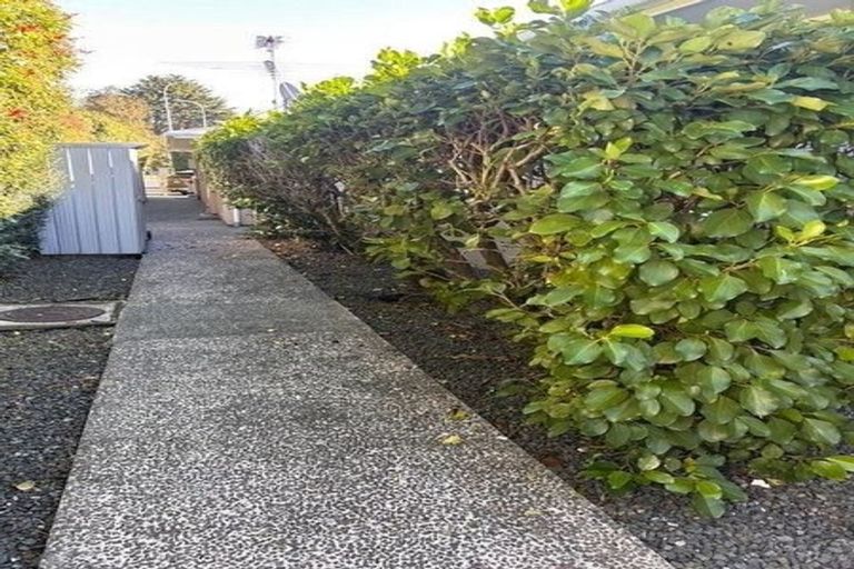 Photo of property in 4/4 Meadow Street, Mount Wellington, Auckland, 1062