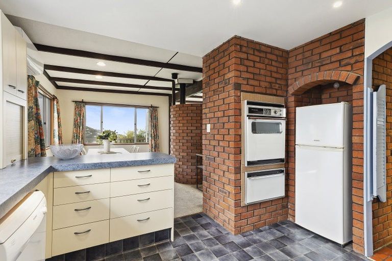 Photo of property in 8 Downing Street, Crofton Downs, Wellington, 6035