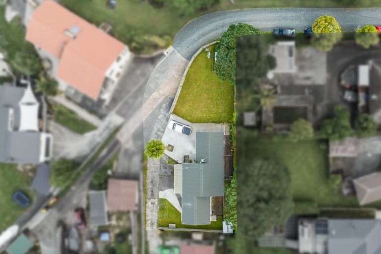 Photo of property in 4/89a Royal Road, Massey, Auckland, 0614