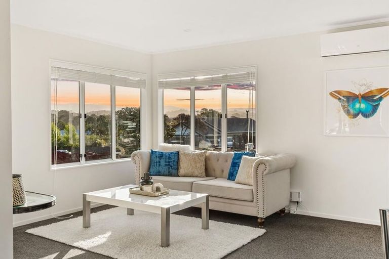 Photo of property in 26 Hinerau Street, Henderson, Auckland, 0612