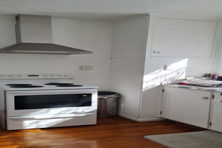 Photo of property in 6/5 Aratonga Avenue, Greenlane, Auckland, 1051