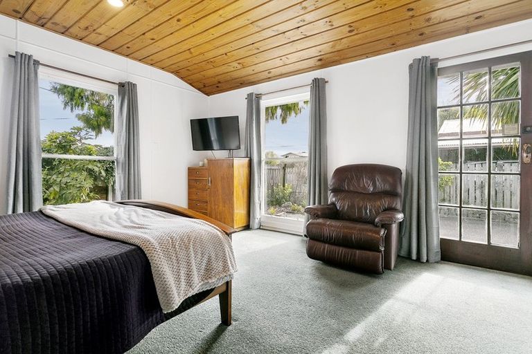 Photo of property in 30 Taupo View Road, Taupo, 3330