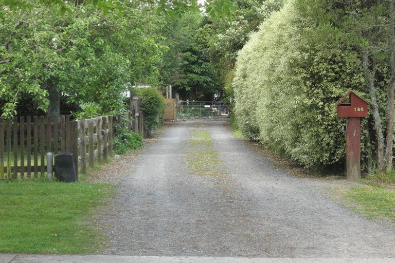Photo of property in 166 Burns Street, Leamington, Cambridge, 3432
