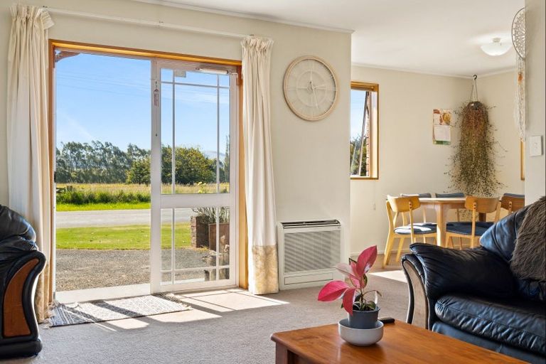 Photo of property in 54 Burraness Street, Palmerston, 9430