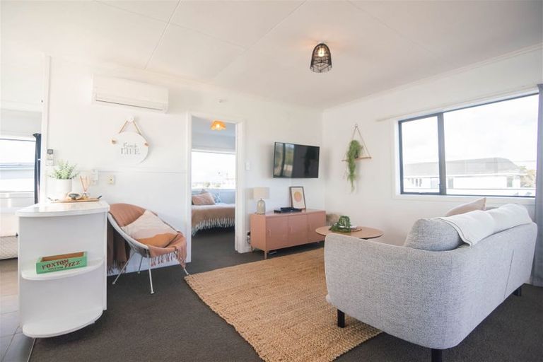 Photo of property in 21 Ocean Beach Street, Foxton Beach, Foxton, 4815