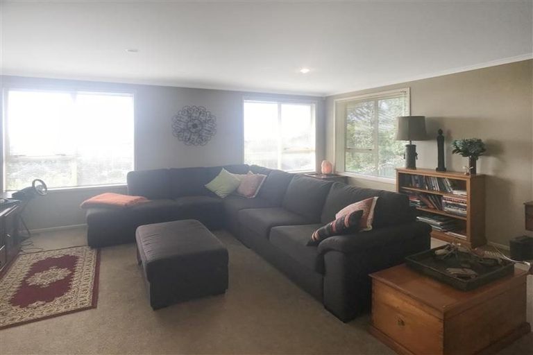 Photo of property in 8 Careen Grove, Gulf Harbour, Whangaparaoa, 0930