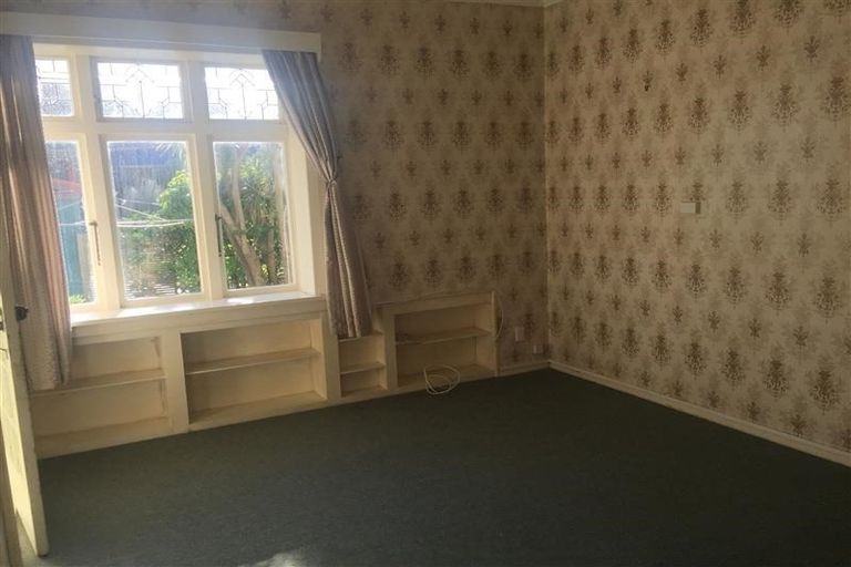 Photo of property in 1/134b Evans Bay Parade, Roseneath, Wellington, 6021