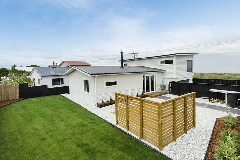 Photo of property in 1 Pearse Street, Brighton, Dunedin, 9035