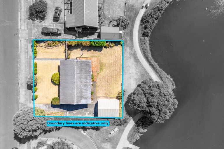 Photo of property in 172 Tutere Street, Waikanae Beach, Waikanae, 5036