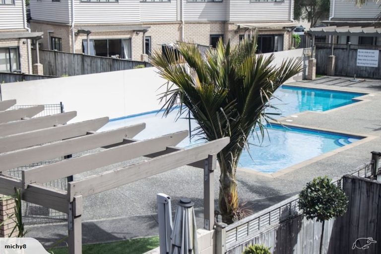 Photo of property in 7 Skip Lane, East Tamaki, Auckland, 2013