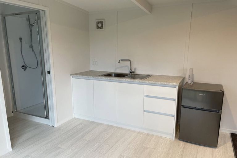 Photo of property in 419 Motutara Road, Muriwai, Waimauku, 0881