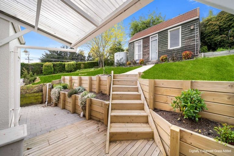 Photo of property in 28 Chatham Street, Waihola, Milton, 9073