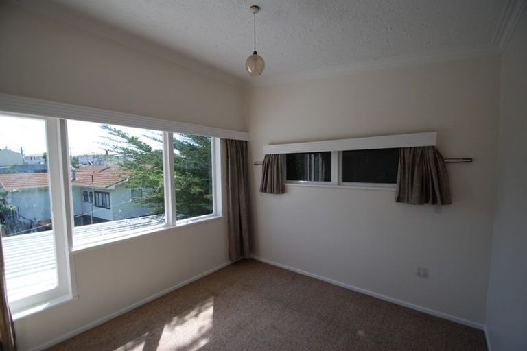 Photo of property in 13 Bell Street, Tawa, Wellington, 5028