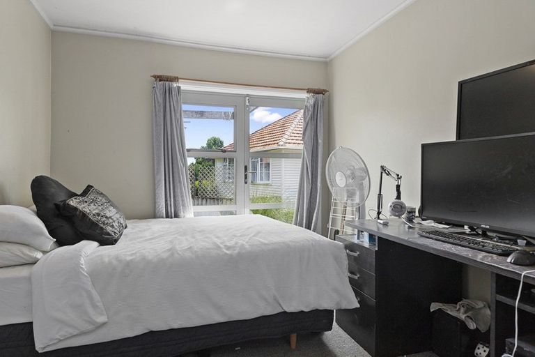 Photo of property in 2 Chapman Crescent, Morrinsville, 3300