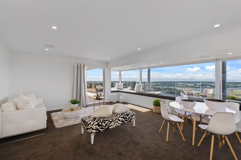 Photo of property in 27 Assisi Street, Mount Pleasant, Christchurch, 8081